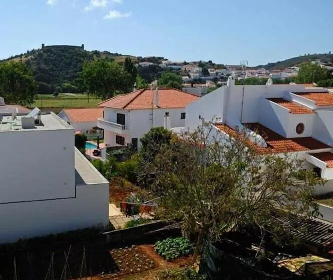 Majatalo Guesthouse A Lareira