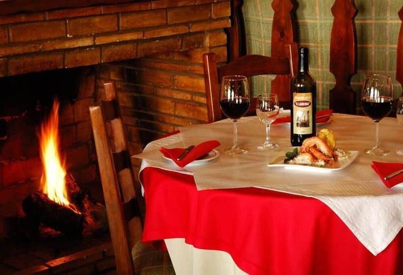 Пансион Guesthouse A Lareira