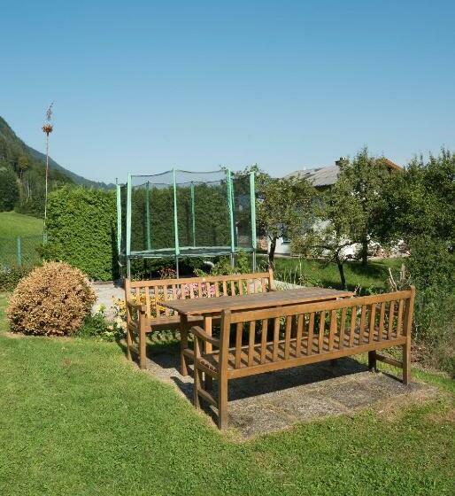 بنسيون Haus Kendlinger