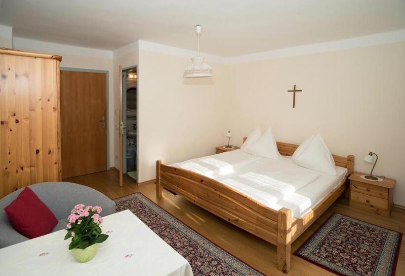 بنسيون Haus Kendlinger