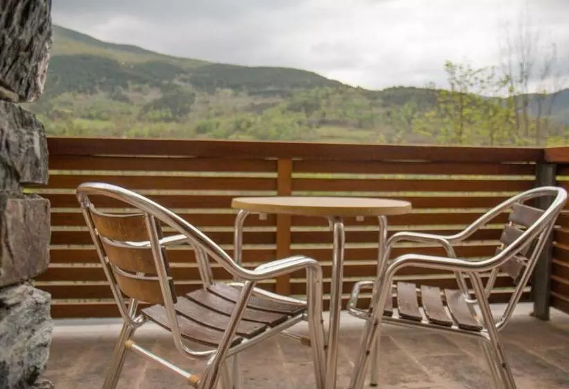 ペンション Hostal Les Roquetes