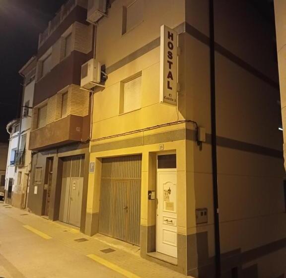 펜션 Hostal Restaurante El Castillo