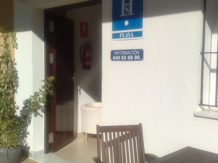 פנסיון Hostal Victoria Mar