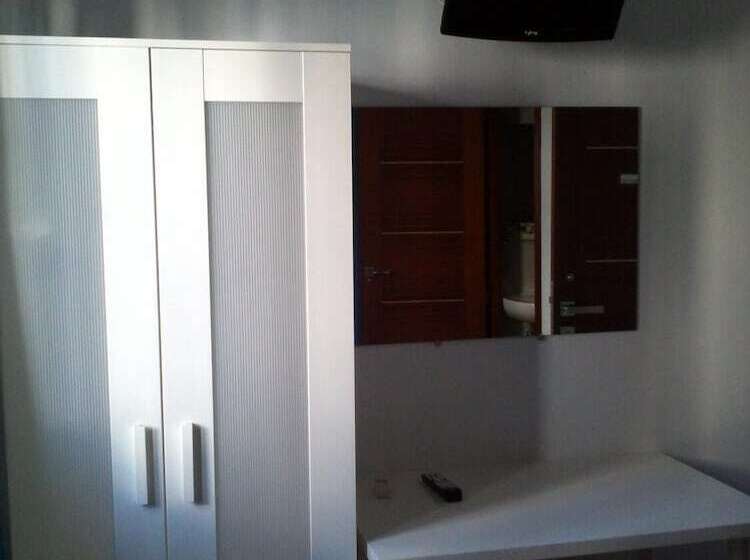 פנסיון Hostal Victoria Mar