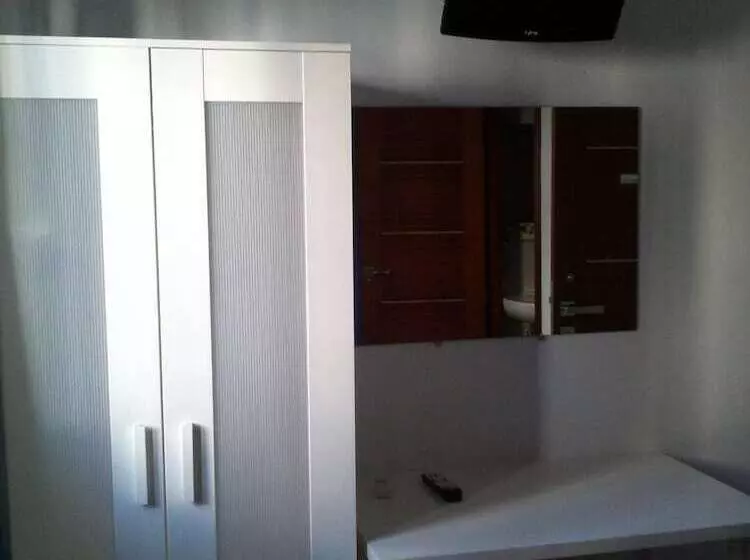 Majatalo Hostal Victoria Mar