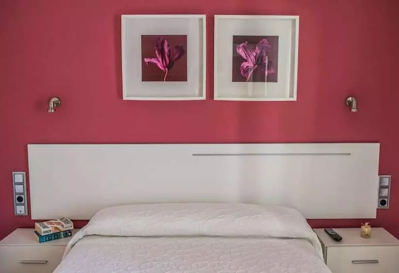 Majatalo Hostal Victoria Mar