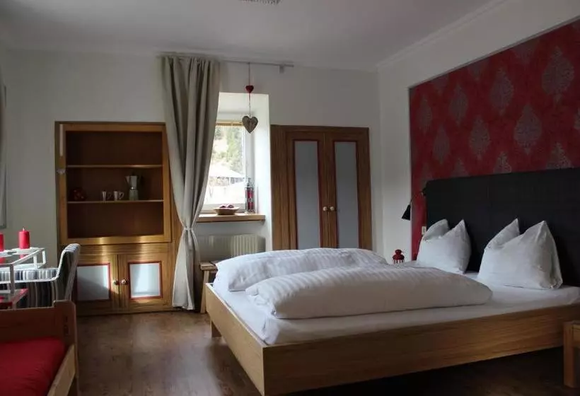 Majatalo Landgasthof Lenzer