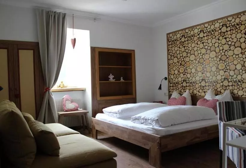 Majatalo Landgasthof Lenzer