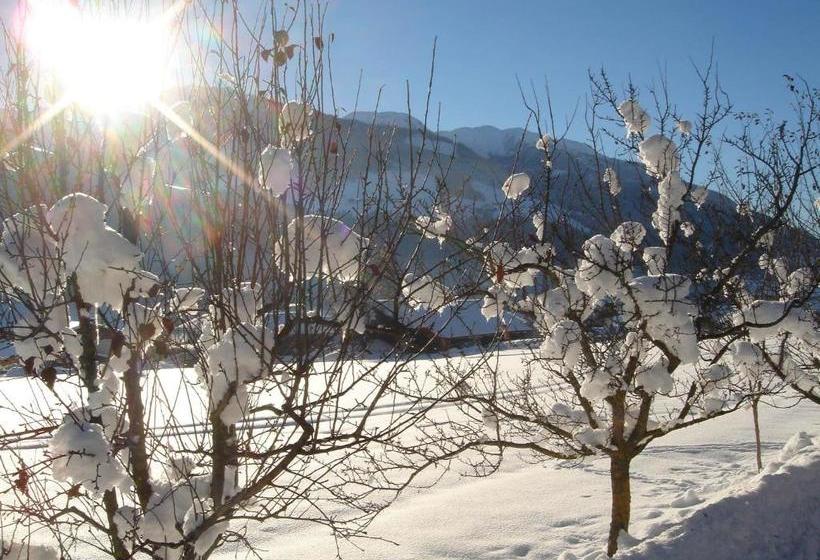 ペンション Landgasthof Lenzer