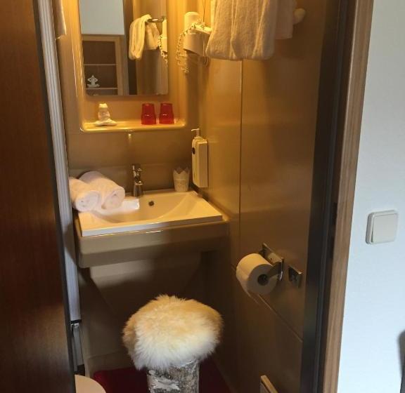 ペンション Landgasthof Lenzer