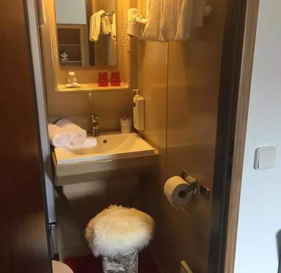 Majatalo Landgasthof Lenzer