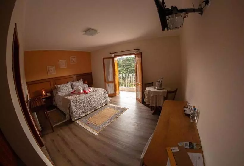 ペンション Pousada Vilage Inn Capivari Campos Do Jordão