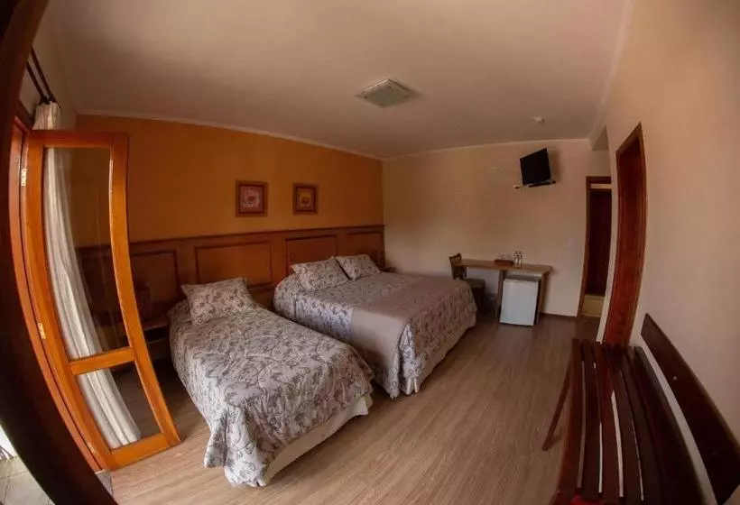 ペンション Pousada Vilage Inn Capivari Campos Do Jordão