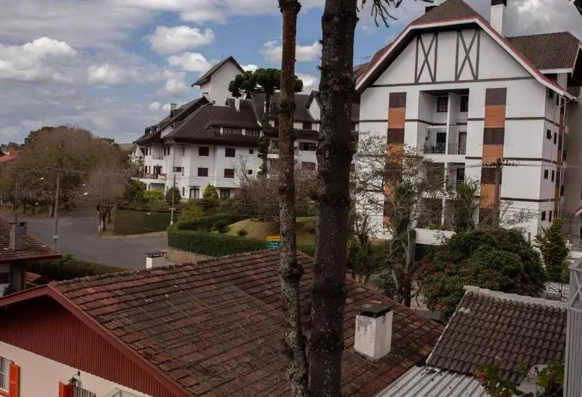 ペンション Pousada Vilage Inn Capivari Campos Do Jordão