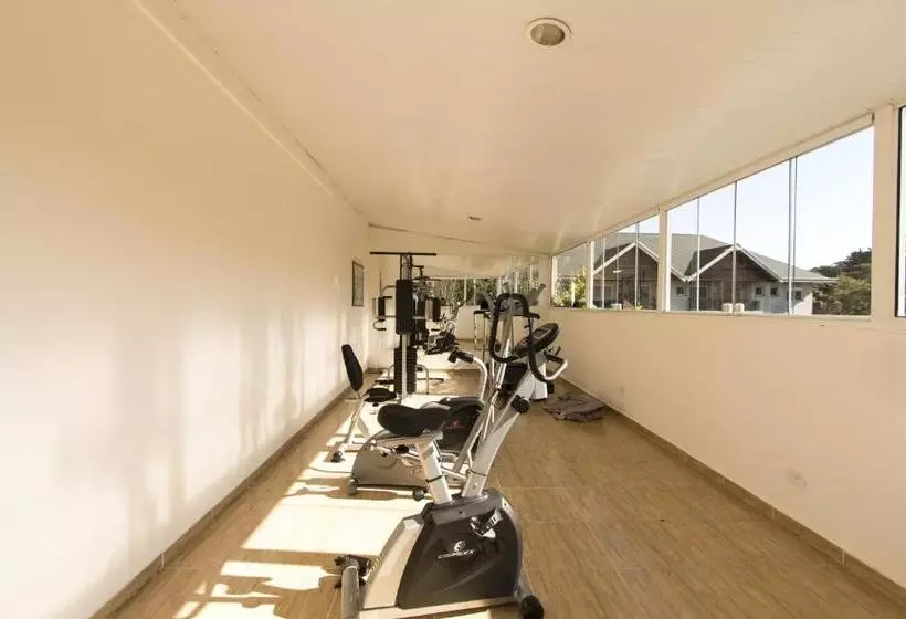 ペンション Pousada Vilage Inn Capivari Campos Do Jordão