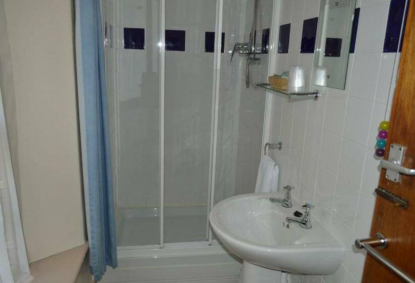 Pensiune Smugglers Haunt Guest House