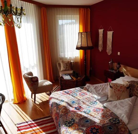 Пансион Solens Land Guest House