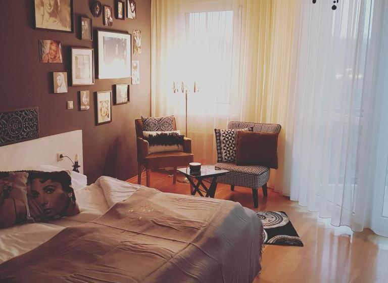 Пансион Solens Land Guest House