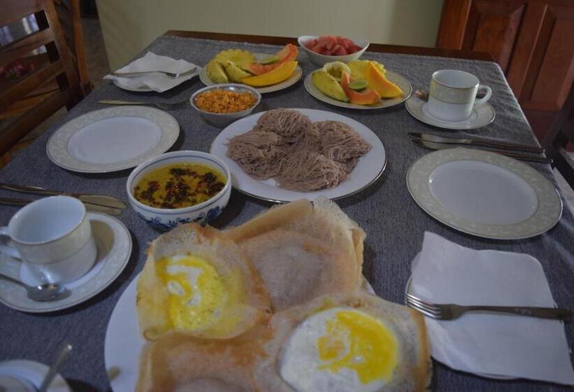 ペンション Tandem Guesthouse