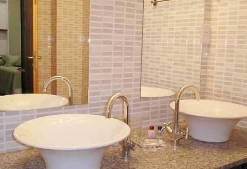 ユースホステル Hosteria Amparo