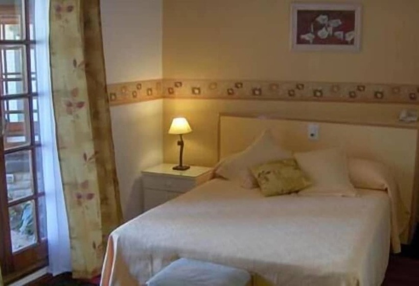 ユースホステル Hosteria Amparo