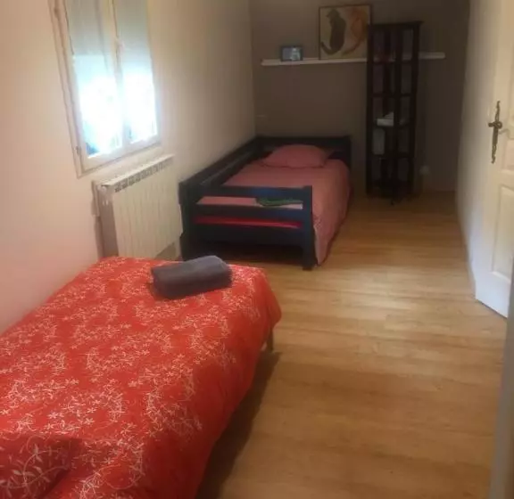 Aamiaismajoitus (B&B) Au Chat Ronfleur