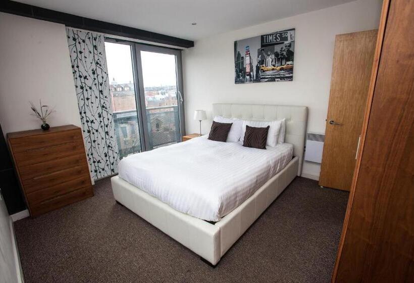 Cranbrook House Apartments Near Ice Arena