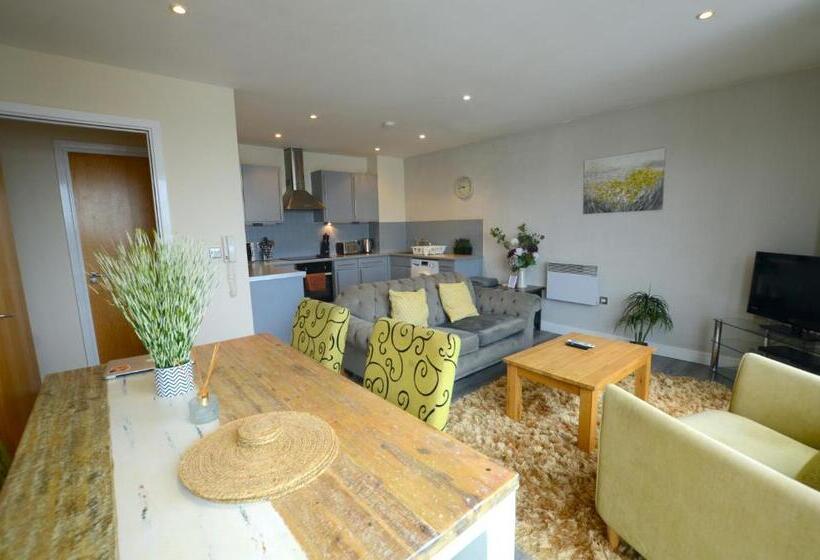 Cranbrook House Apartments Near Ice Arena