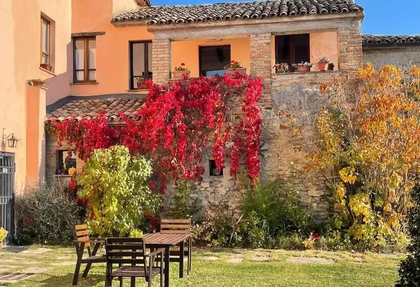 هتل Agriturismo Monterosello