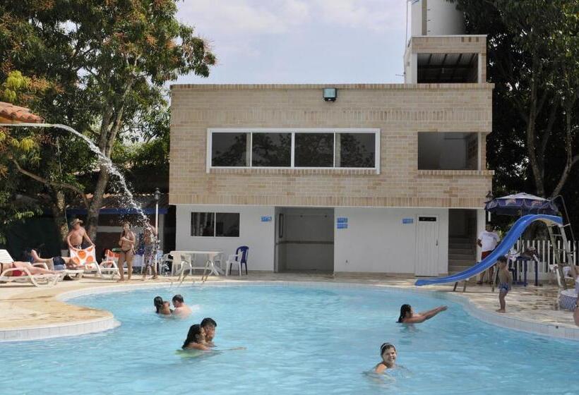 هتل Hostería Fundadores