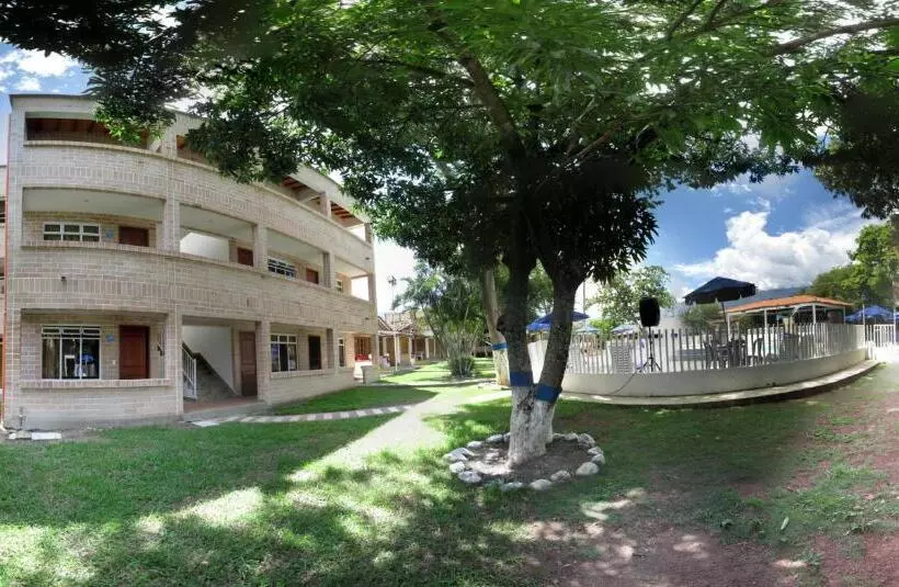 Hotelli Hostería Fundadores