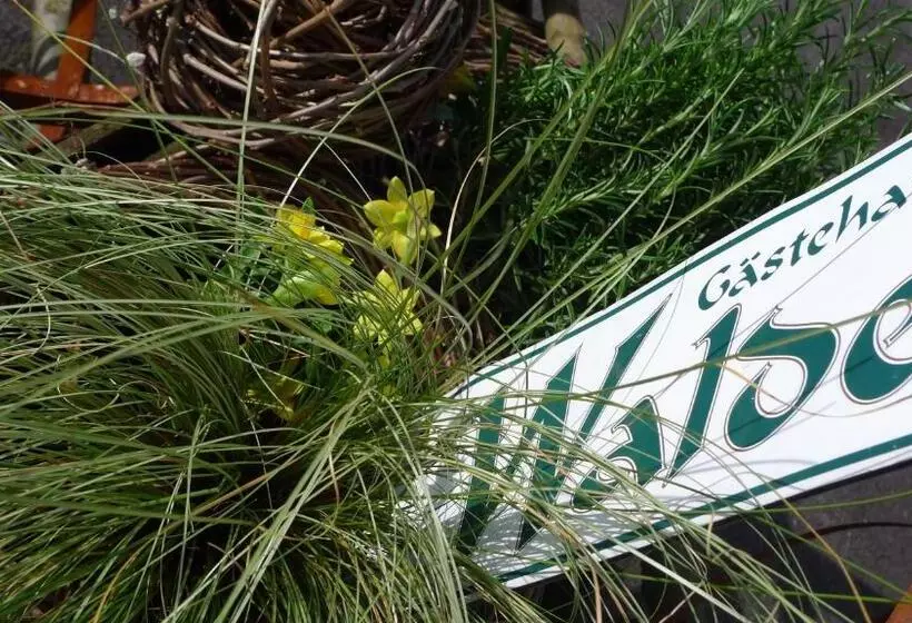 ペンション Gästehaus Waldeck