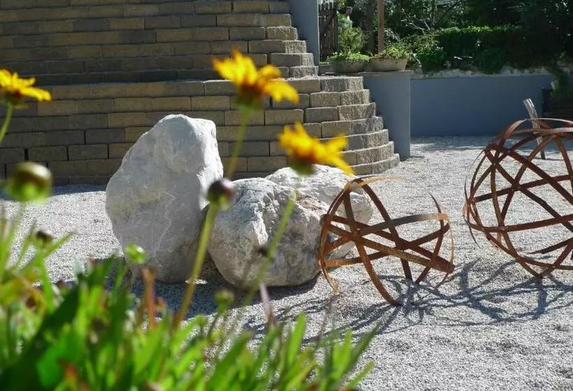 ペンション Gästehaus Waldeck