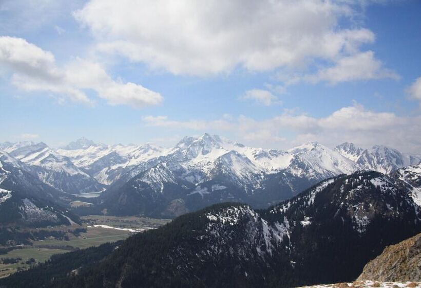 بنسيون Landhaus Seehof