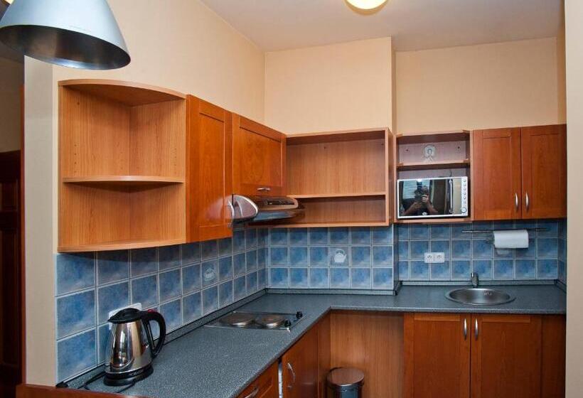 بنسيون Penzion Zelená žába