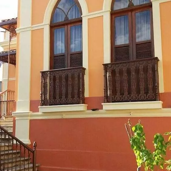 Majatalo Pousada Estação Do Trem