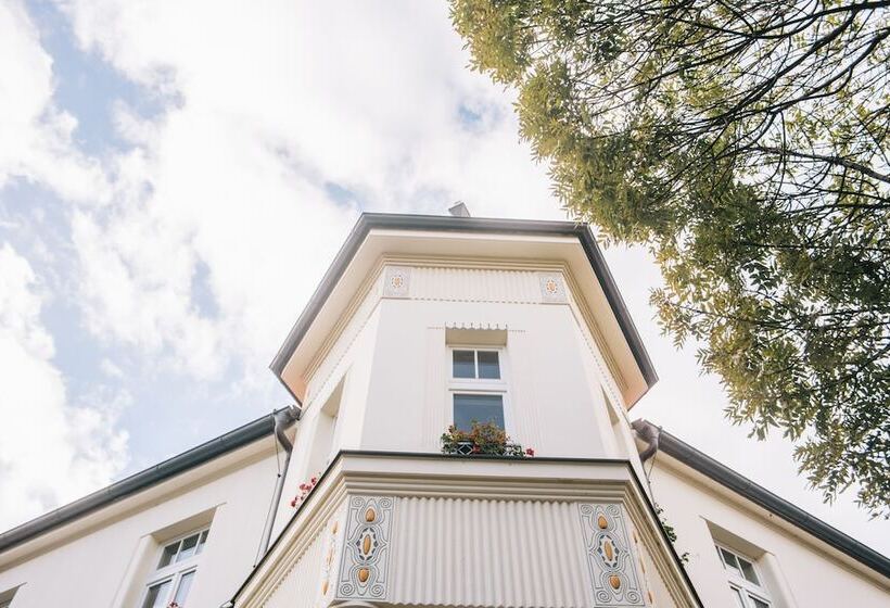 بنسيون Villa A. Malka