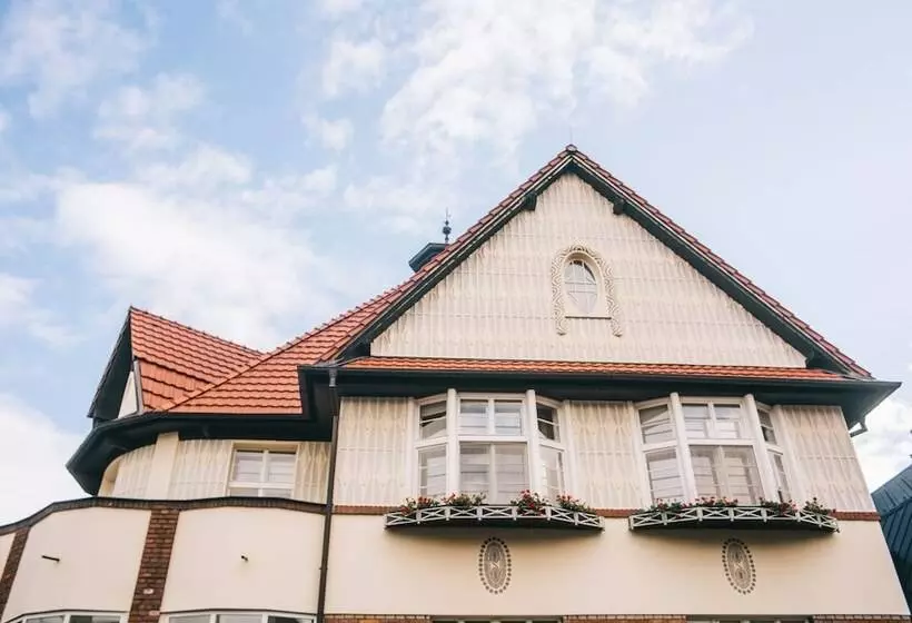 ペンション Villa A. Malka