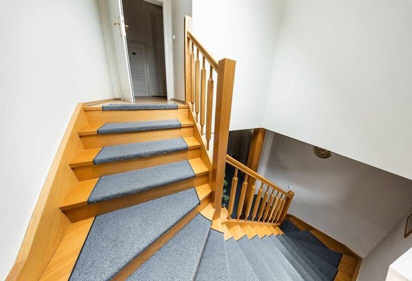 بنسيون Villa A. Malka