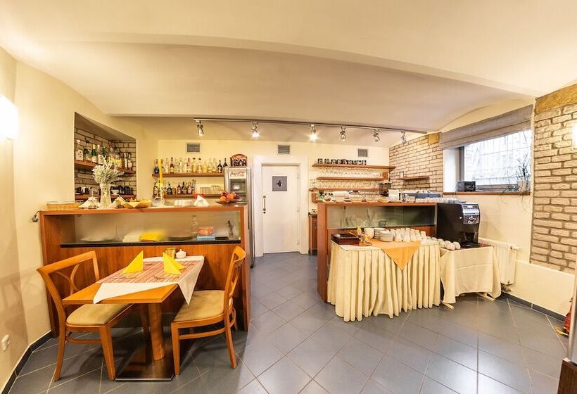 بنسيون Villa A. Malka