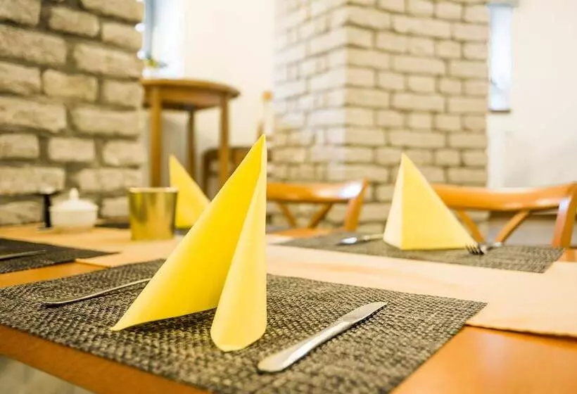 ペンション Villa A. Malka