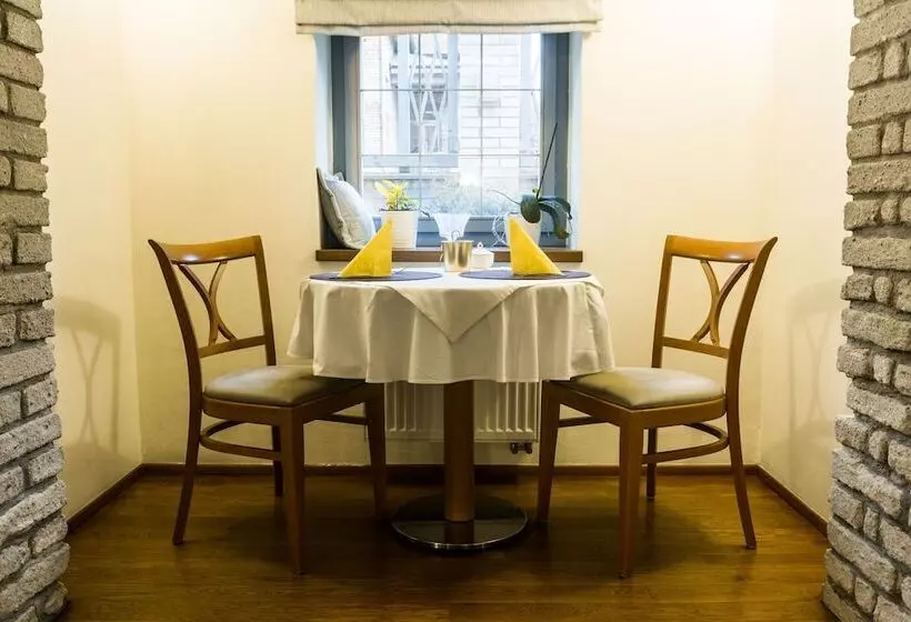 ペンション Villa A. Malka