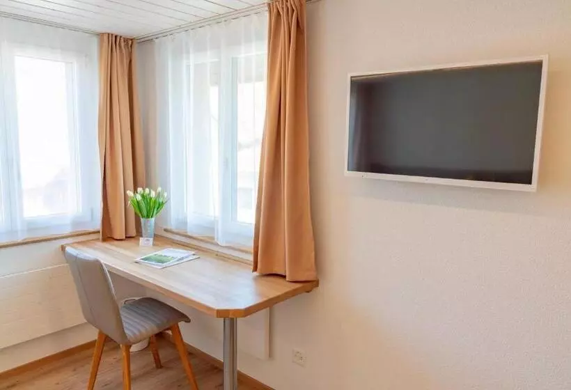 Retkeilymaja Gasthaus Engel Hasle