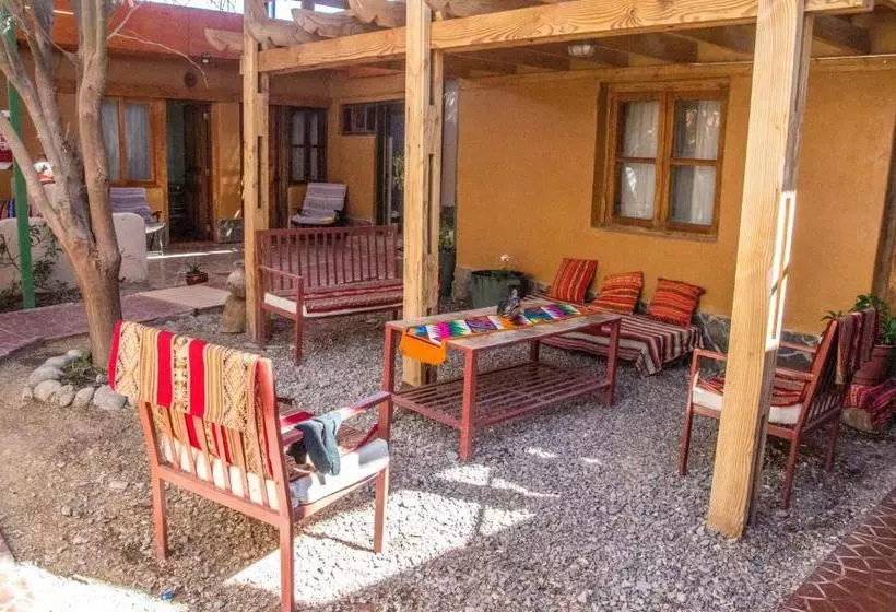 Retkeilymaja Hostal Nuevo Amanecer