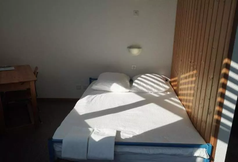 ユースホステル Mont Fort Swiss Lodge