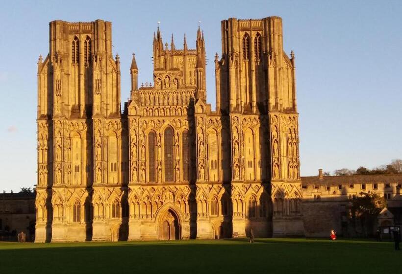 فندق صغير The Crown At Wells, Somerset