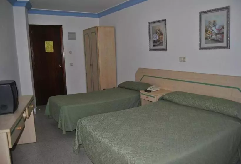 ペンション Hostal Blumen