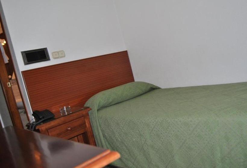 Pensão Hostal Blumen