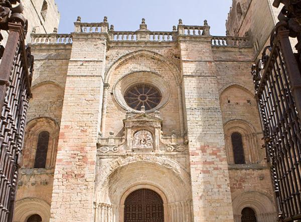 פנסיון Hostal Doña Blanca