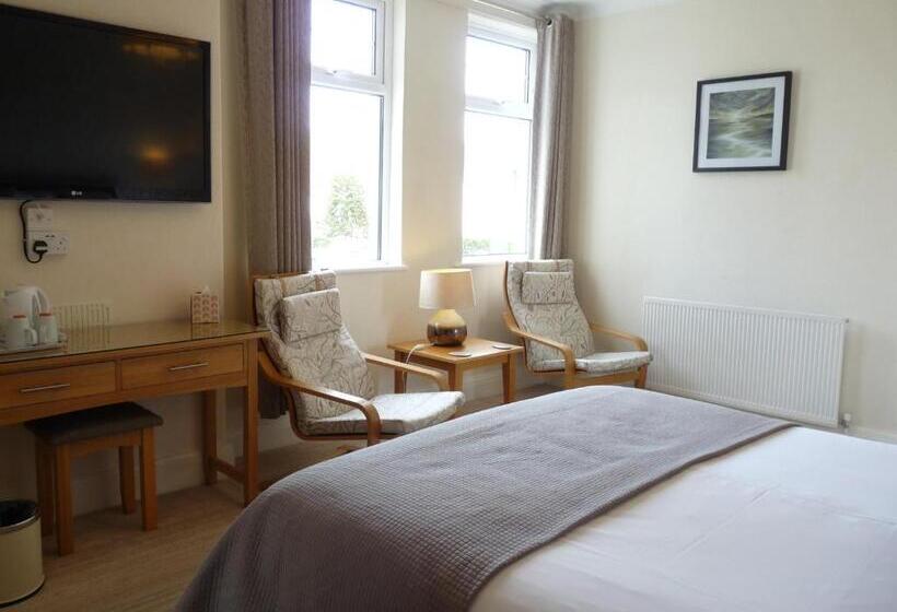 膳宿费 The Cliffbury